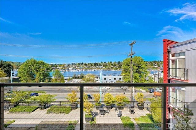 2960 Eastlake Ave E Unit 307, Seattle, WA 98102 - balcony with a water view
