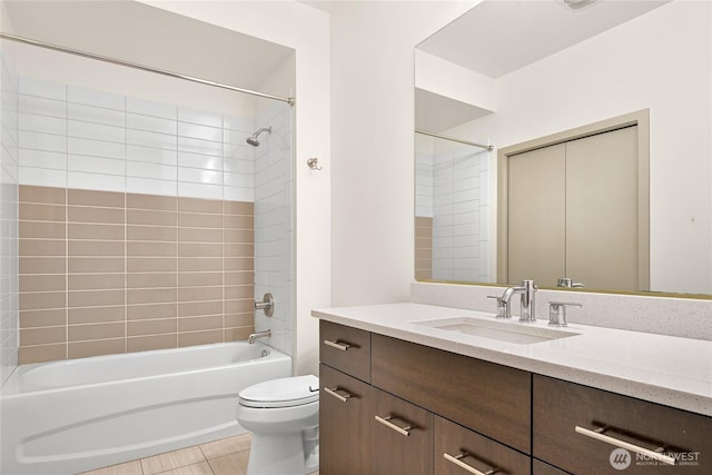 2960 Eastlake Ave E Unit 307, Seattle, WA 98102 - bathroom featuring toilet, tub / shower combination, and vanity
