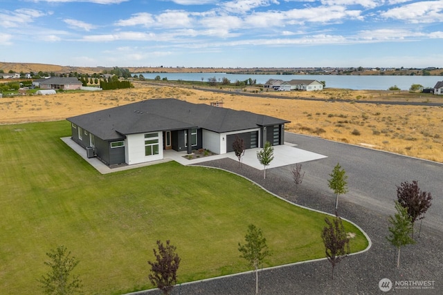 6773 Rd E.2 NE, Moses Lake, WA 98837 - view of subject property featuring a nearby body of water
