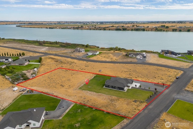 6773 Rd E.2 NE, Moses Lake, WA 98837 - aerial view of property's location featuring a nearby body of water and property boundaries highlighted