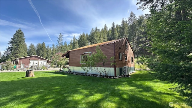 26 Newby Creek Rd, Twisp, WA 98856 - view of side of home with a yard