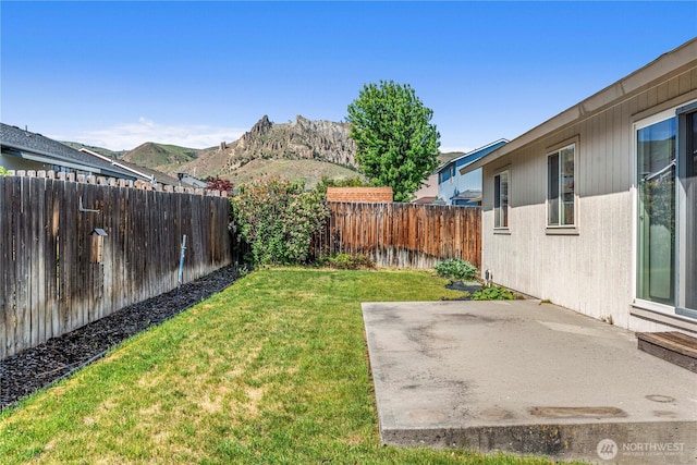 649 Sally Dr, Wenatchee, WA 98801 - view of yard featuring a patio and a mountain view