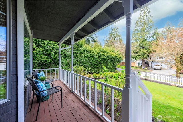 11635 NE 95th St, Kirkland, WA 98033 - wooden terrace featuring a porch and a yard