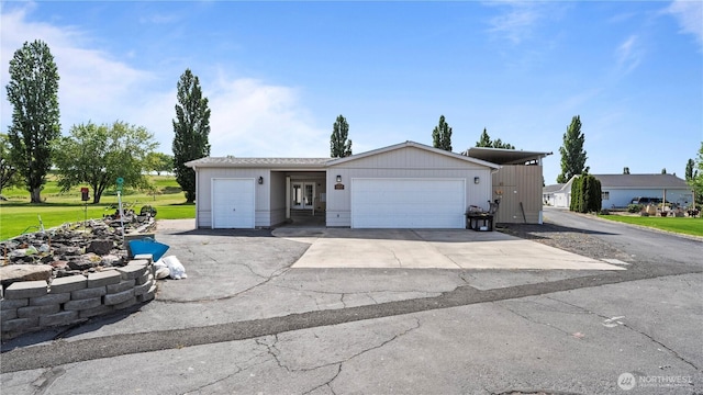 10615 SE Handicap Dr, Warden, WA 98857 - single story home featuring an attached garage and driveway