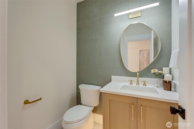 12805 Ruggs Lake Rd, Everett, WA 98208 - half bath with toilet, vanity, and tile walls