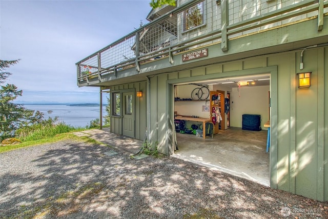 91 Coastline Dr, Orcas Island, WA 98279 - garage with a water view