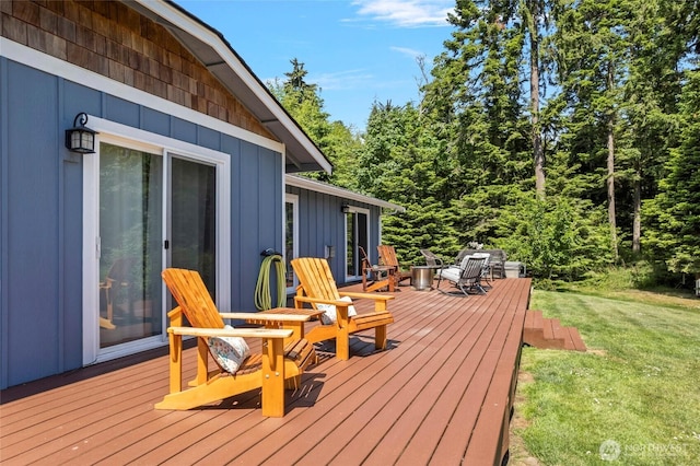 1555 Silver Lake Rd, Oak Harbor, WA 98277 - wooden terrace featuring a lawn