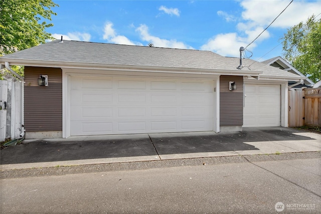 3708 N Madison St, Tacoma, WA 98407 - view of detached garage
