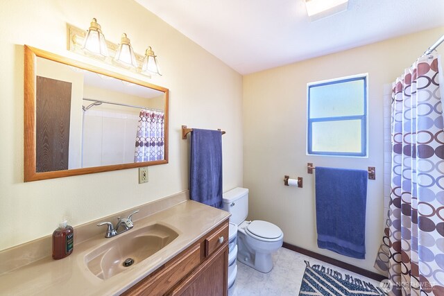 33612 I St, Ocean Park, WA 98640 - full bath with toilet, vanity, and a shower with curtain