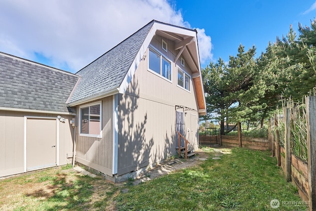 33612 I St, Ocean Park, WA 98640 - view of side of property with roof with shingles