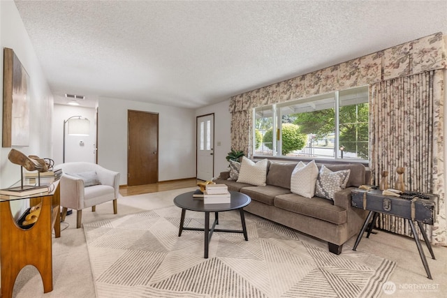 1102 S Villard St, Tacoma, WA 98465 - living area with a textured ceiling