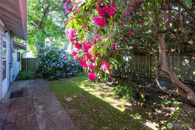 1102 S Villard St, Tacoma, WA 98465 - view of fenced backyard