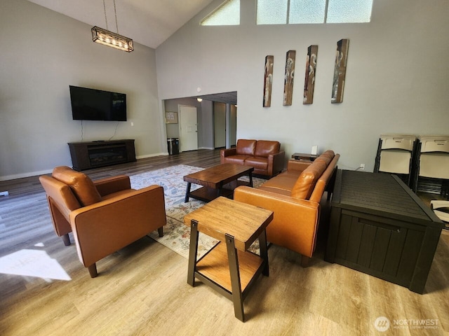 13259 15th Ave NE Unit B7, Seattle, WA 98125 - community lobby featuring high vaulted ceiling