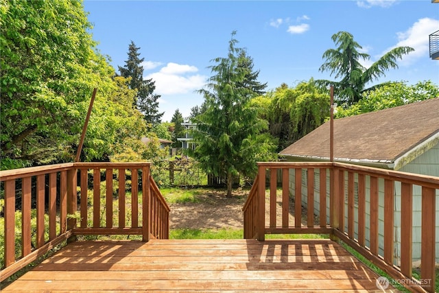 view of wooden deck