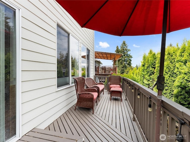 22431 82nd Ave W, Edmonds, WA 98026 - view of wooden terrace