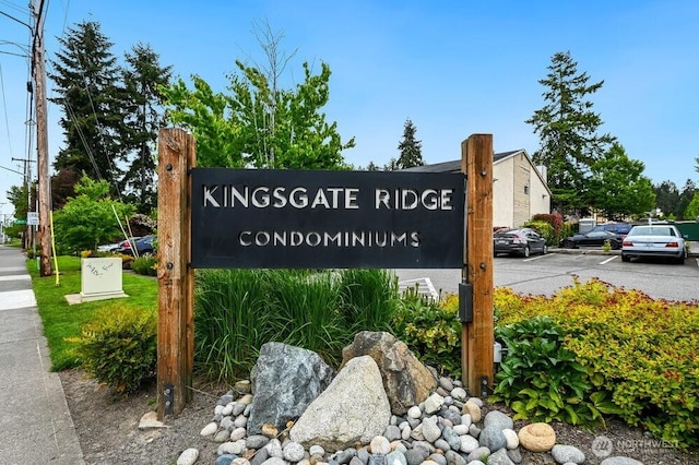 12525 NE 145th Pl Unit F105, Kirkland, WA 98034 - community sign with uncovered parking