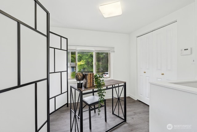 1115 207th Pl NE, Sammamish, WA 98074 - dining space featuring wood finished floors