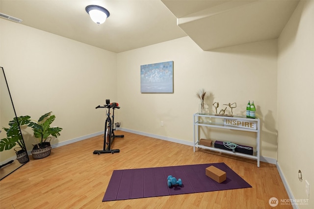 12331 3rd Ave NE, Marysville, WA 98271 - workout area with wood finished floors and baseboards