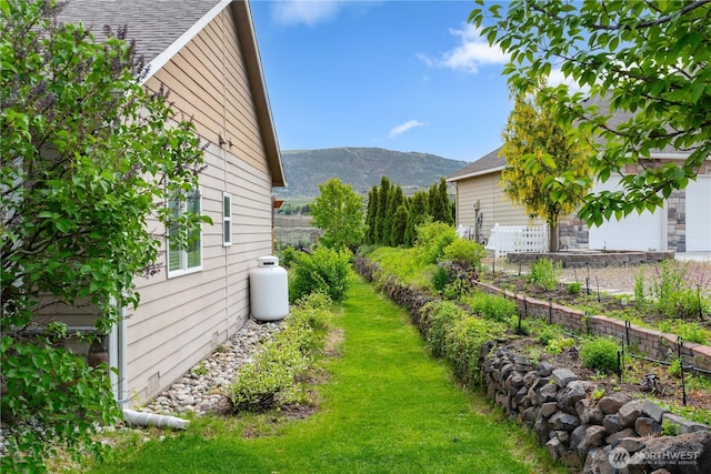 2835 Aspen Shores Dr, East Wenatchee, WA 98802 - view of yard with a mountain view