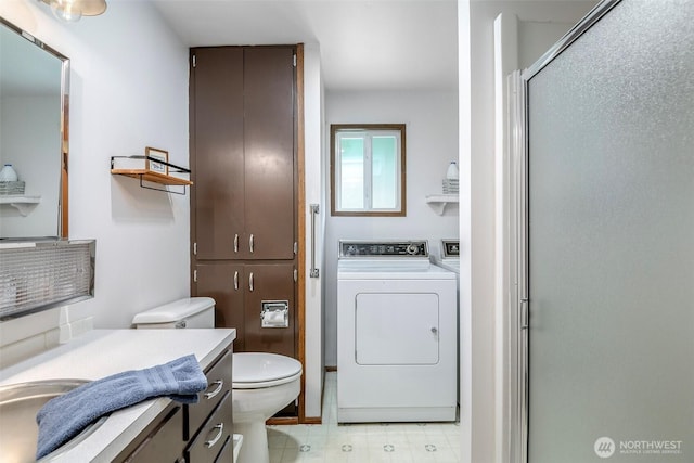 100 Aspen Ln, Packwood, WA 98361 - full bath featuring toilet, vanity, a shower with shower door, and tile patterned flooring