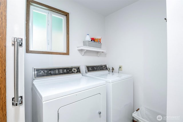 100 Aspen Ln, Packwood, WA 98361 - washroom with washing machine and dryer