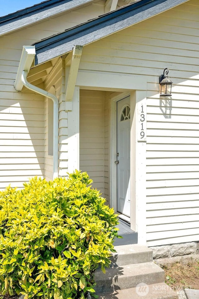 1319 E 56th St, Tacoma, WA 98404 - view of property entrance
