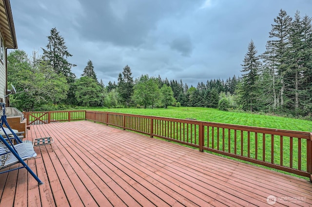 16925 SE 224th St, Kent, WA 98042 - wooden terrace with a lawn and a wooded view