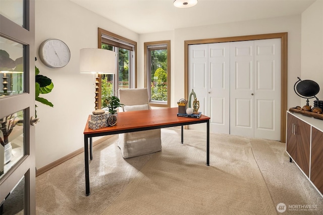 1118 2nd Ave S, Edmonds, WA 98020 - carpeted office space featuring baseboards