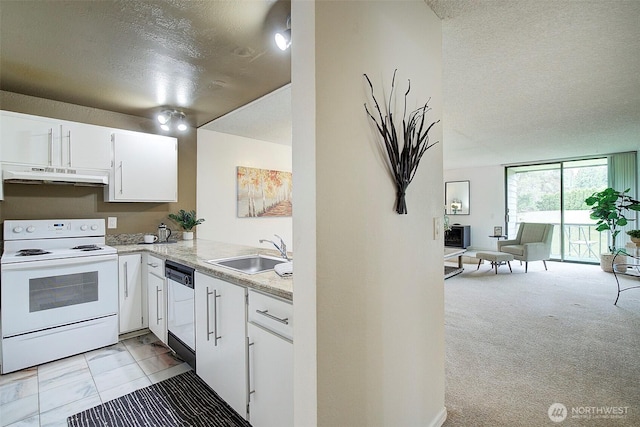 kitchen with white electric range, a sink, under cabinet range hood, dishwashing machine, and a textured ceiling