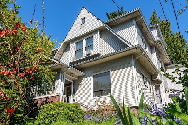 view of side of home