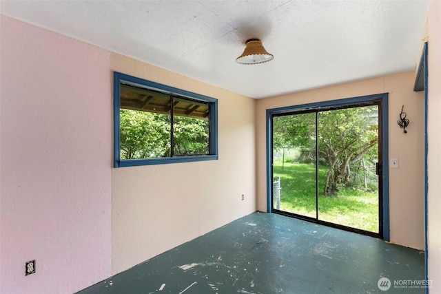 660 Schwartz Rd, Nordland, WA 98358 - empty room with concrete flooring
