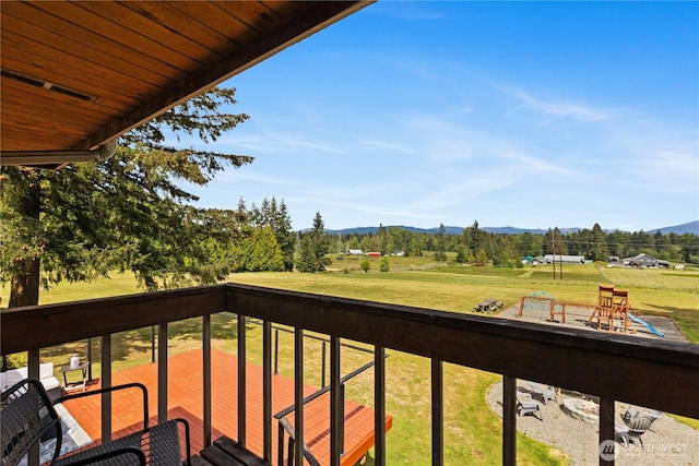 9320 96th St NE, Arlington, WA 98223 - balcony with a deck with mountain view