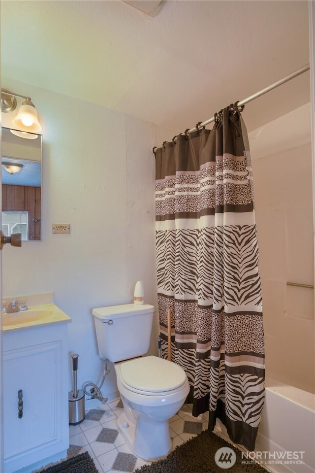 213 N Division, Elma, WA 98541 - full bath featuring toilet, tile patterned flooring, and vanity