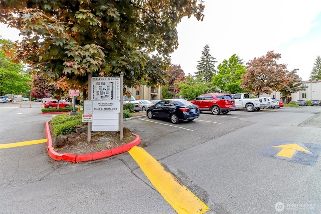14650 NE 32nd St Unit A-13, Bellevue, WA 98007 - view of uncovered parking lot