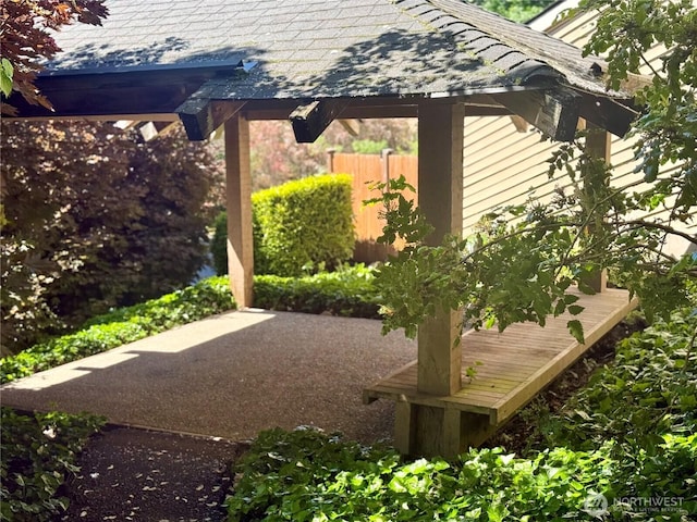 12044 96th Ave NE Unit 211, Kirkland, WA 98034 - view of patio