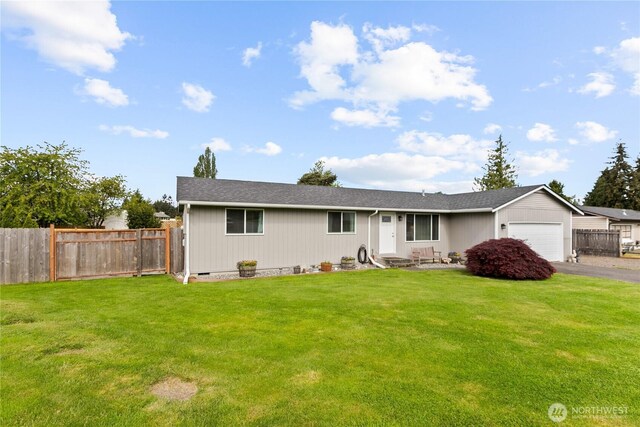 2313 N 19th Pl, Mount Vernon, WA 98273 - ranch-style home featuring an attached garage, driveway, and entry steps