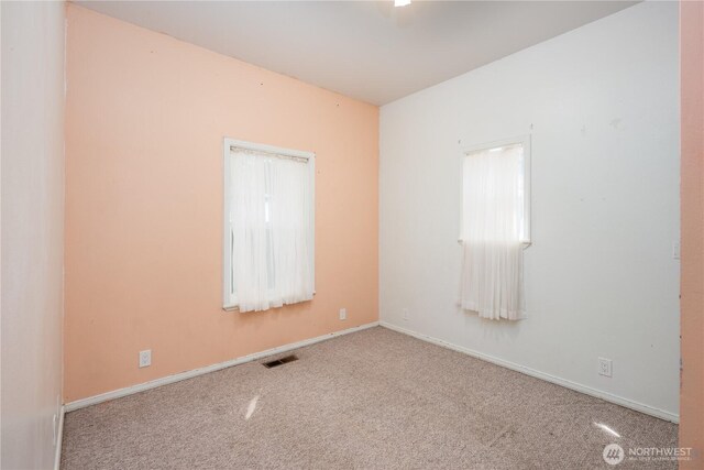 766 120th St S Unit A & B, Tacoma, WA 98444 - carpeted empty room with baseboards