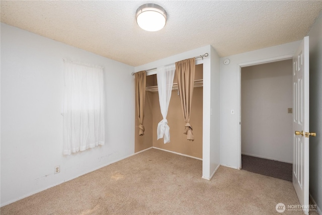 766 120th St S Unit A & B, Tacoma, WA 98444 - unfurnished bedroom featuring carpet and a textured ceiling