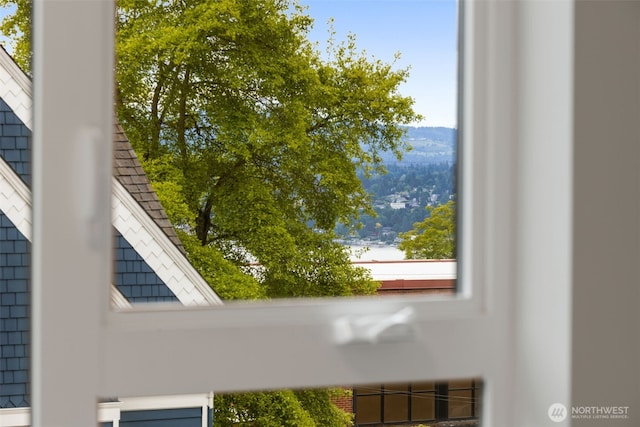 1106B 34th Ave, Seattle, WA 98122 - detailed view of a mountainous background
