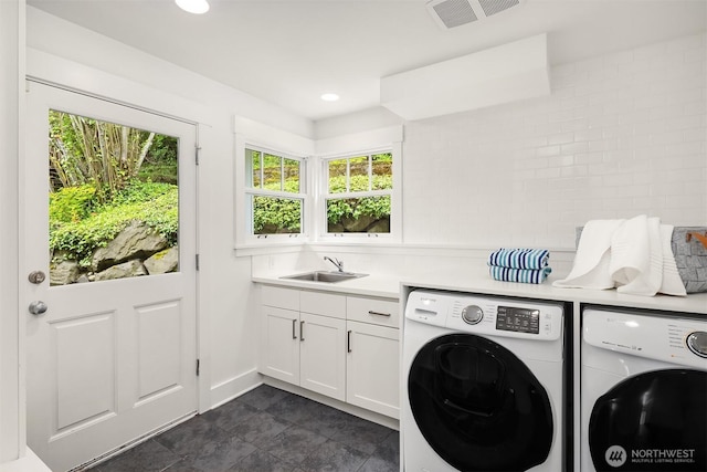 7934 Lake View Ln, Mercer Island, WA 98040 - clothes washing area featuring washing machine and dryer, cabinet space, recessed lighting, and baseboards