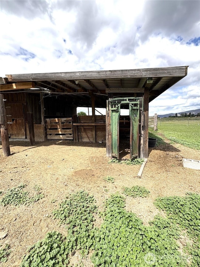 54 Jaquish Rd, Omak, WA 98841 - view of car parking with an exterior structure