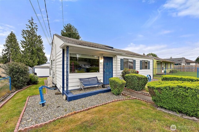 1811 S Sprague Ave, Tacoma, WA 98405 - view of front of home
