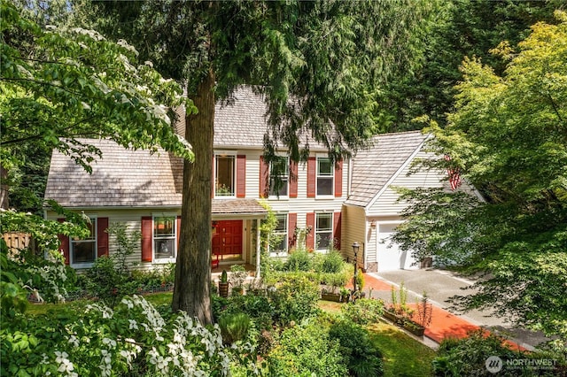 21842 NE 30th Pl, Sammamish, WA 98074 - view of front of home featuring driveway
