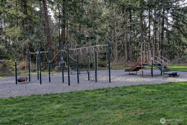 22717 Briarwood Ct SE, Yelm, WA 98597 - community playground with a yard