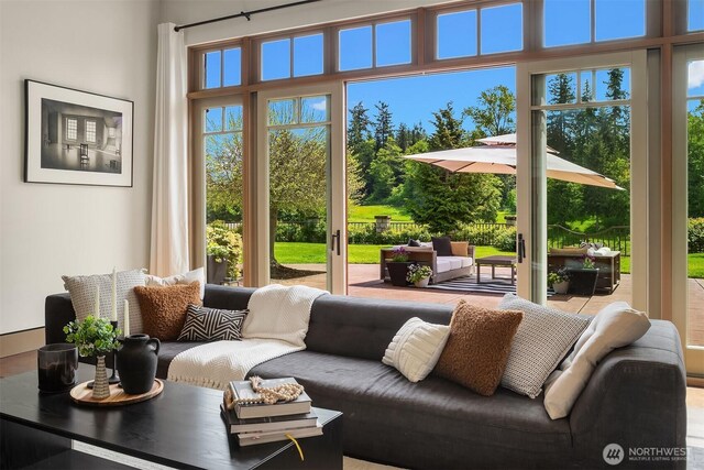 30404 44th Ave NW, Stanwood, WA 98292 - view of living room