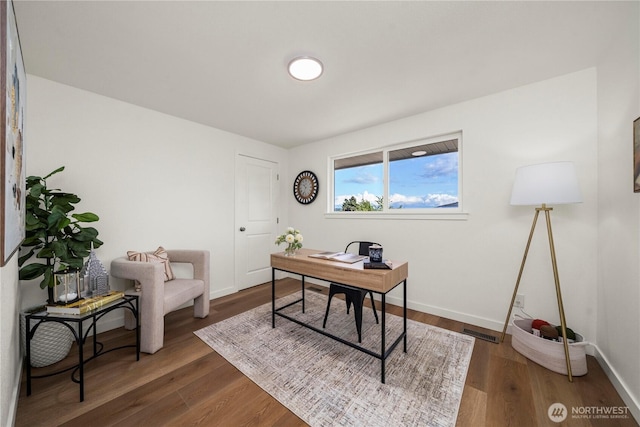 21326 5th Ave S, Des Moines, WA 98198 - home office with wood finished floors and baseboards