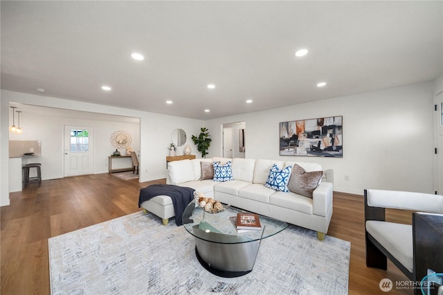 21326 5th Ave S, Des Moines, WA 98198 - living room featuring recessed lighting, wood finished floors, and baseboards