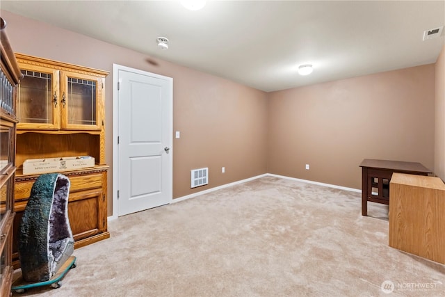 16404 1st Dr SE, Bothell, WA 98012 - unfurnished office featuring light carpet and baseboards