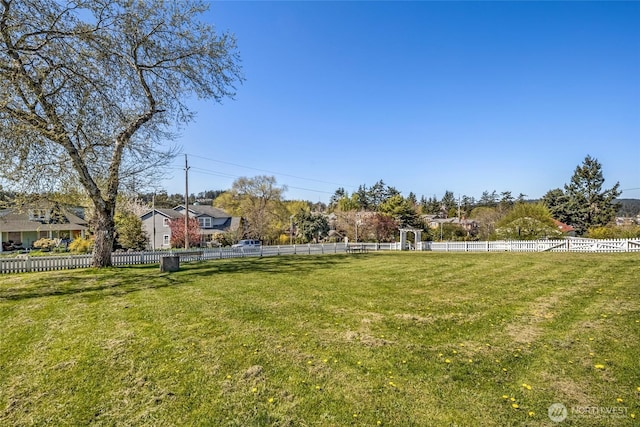 625 Argyle Ave Unit D, Friday Harbor, WA 98250 - view of yard featuring fence