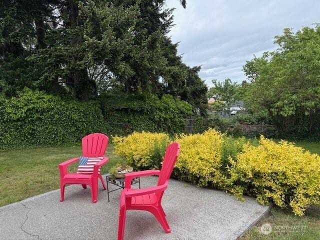 10644 19th Ave SW, Seattle, WA 98146 - view of patio